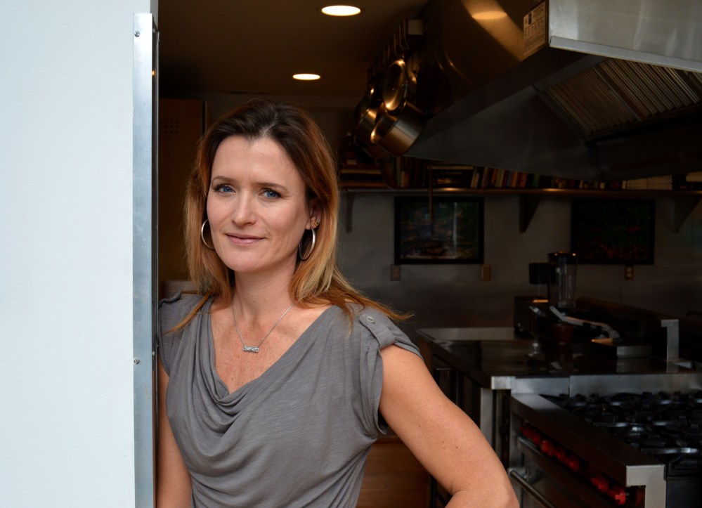 mollykrausewritergreyshirtktichen