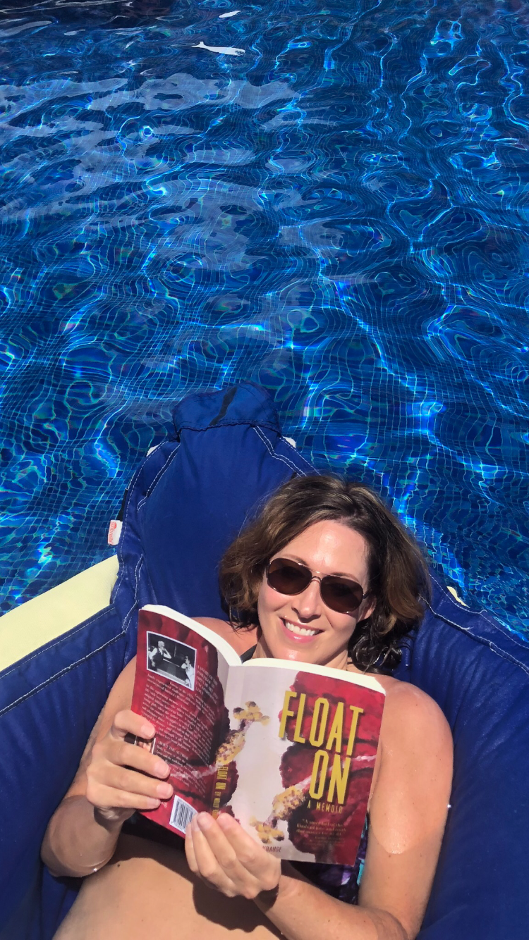 floatonmemoirkrishedgespic